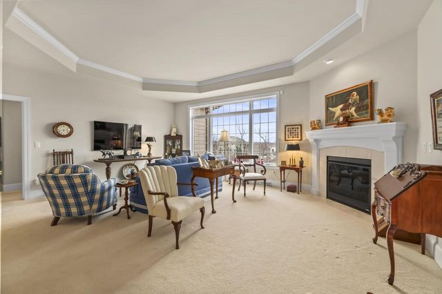 N35W23668 Auburn COURT, Pewaukee, WI 53072