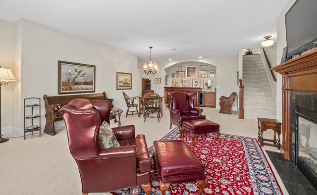 N35W23668 Auburn COURT, Pewaukee, WI 53072