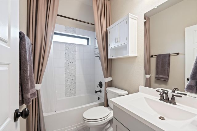 1422 Bowen Drive, League City, TX 77573