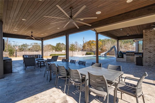 1422 Bowen Drive, League City, TX 77573