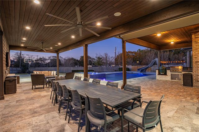 1422 Bowen Drive, League City, TX 77573