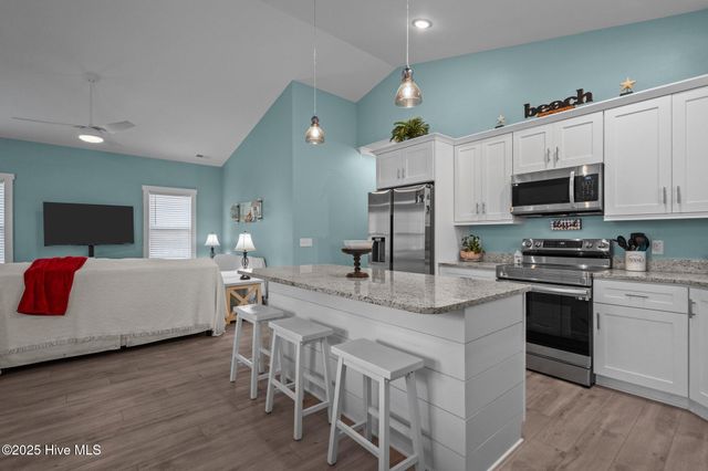 492 Jabbertown Road, Southport, NC 28461