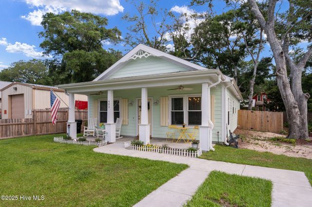 492 Jabbertown Road, Southport, NC 28461