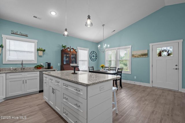 492 Jabbertown Road, Southport, NC 28461