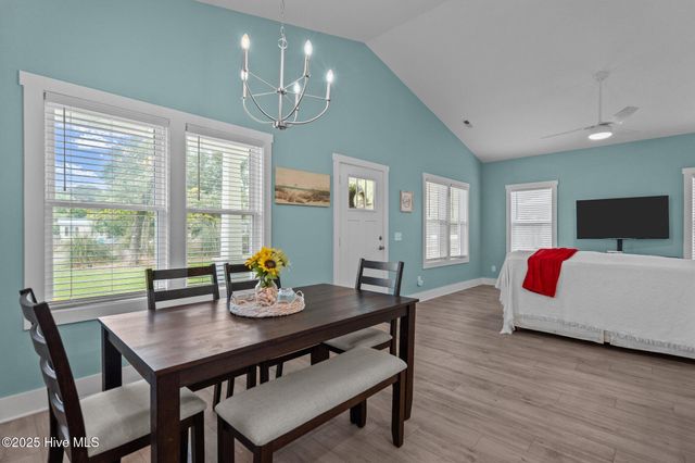 492 Jabbertown Road, Southport, NC 28461