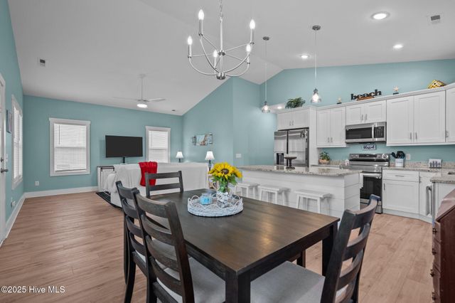 492 Jabbertown Road, Southport, NC 28461