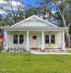 492 Jabbertown Road, Southport, NC 28461