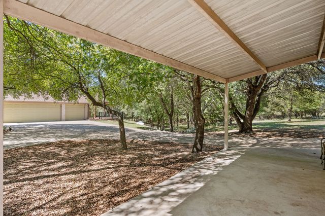 106 Woodhaven Court, Weatherford, TX 76087