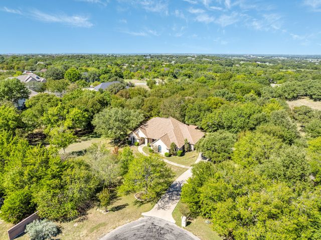 106 Woodhaven Court, Weatherford, TX 76087