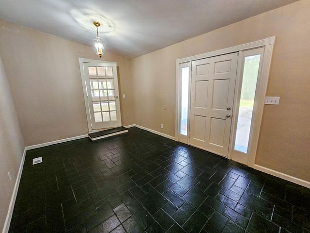 127 Meadowlake Drive, Walterboro, SC 29488