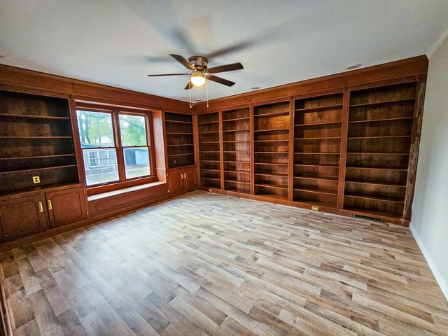 127 Meadowlake Drive, Walterboro, SC 29488