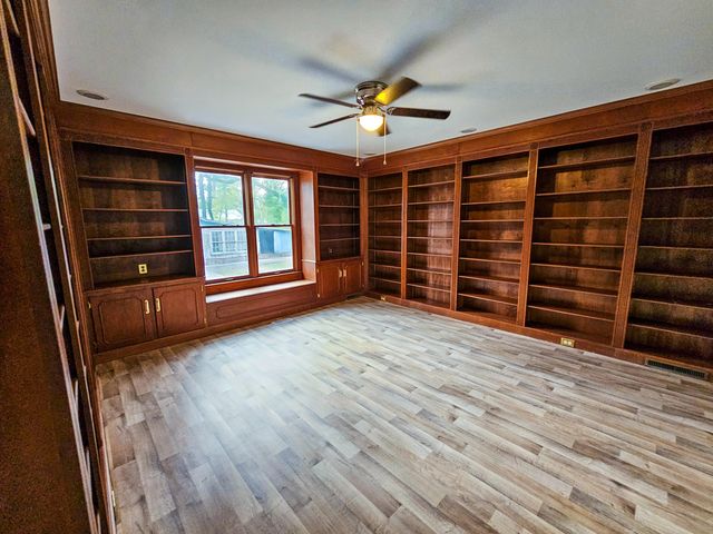 127 Meadowlake Drive, Walterboro, SC 29488