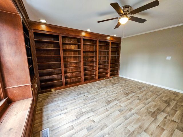 127 Meadowlake Drive, Walterboro, SC 29488