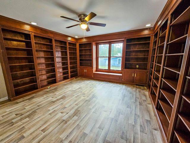 127 Meadowlake Drive, Walterboro, SC 29488