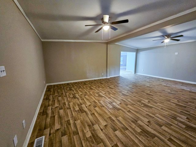 127 Meadowlake Drive, Walterboro, SC 29488