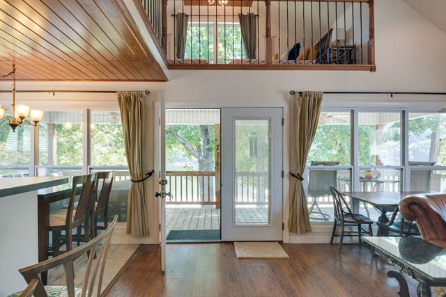 752 Pevahouse Camp Ln, Decaturville, TN 38329