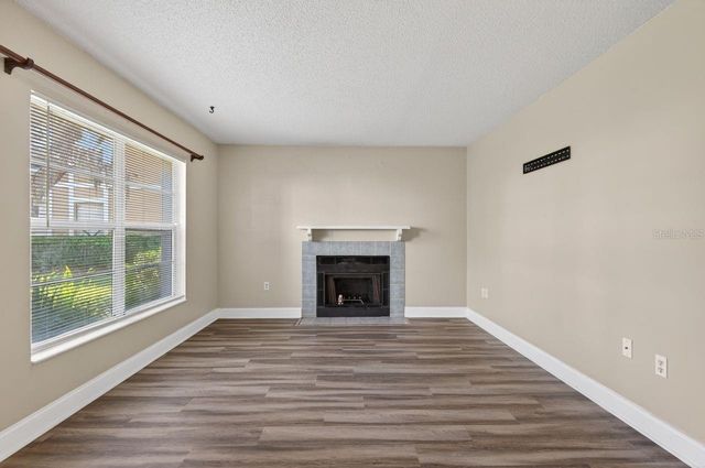 14319 HANGING MOSS CIRCLE 102, Tampa, FL 33613