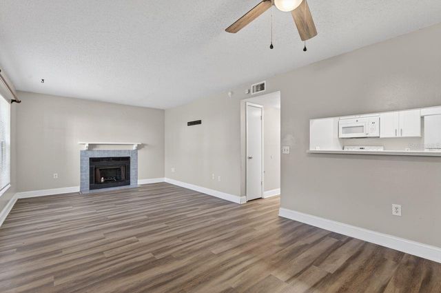 14319 HANGING MOSS CIRCLE 102, Tampa, FL 33613