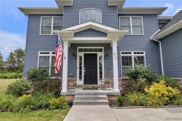 50 Autumn Creek Court, Amherst, NY 14051
