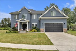 50 Autumn Creek Court, Amherst, NY 14051