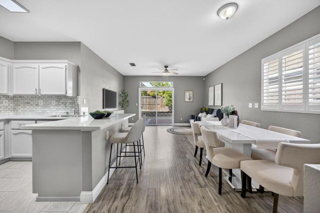 7915 NEYLAND Way, Sacramento, CA 95829