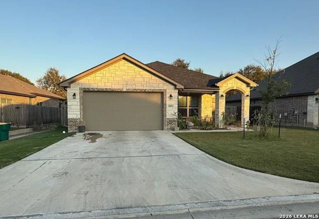 505 Holstein Drive, Belton, TX 76513