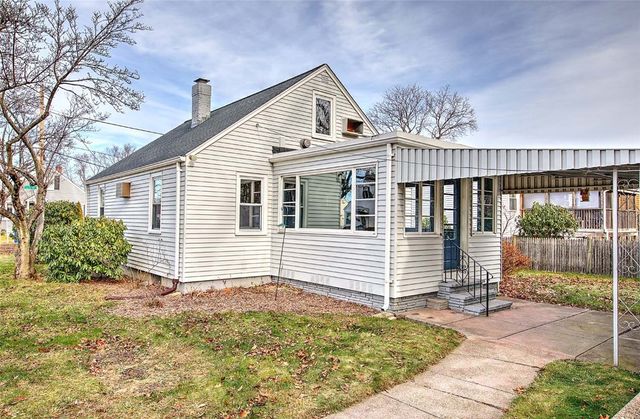 3 Annette Avenue, Pawtucket, RI 02861