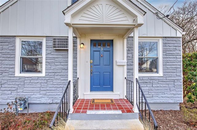 3 Annette Avenue, Pawtucket, RI 02861