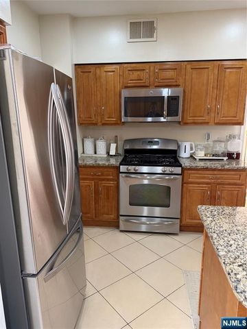 408 Union Street, Carlstadt, NJ 07072