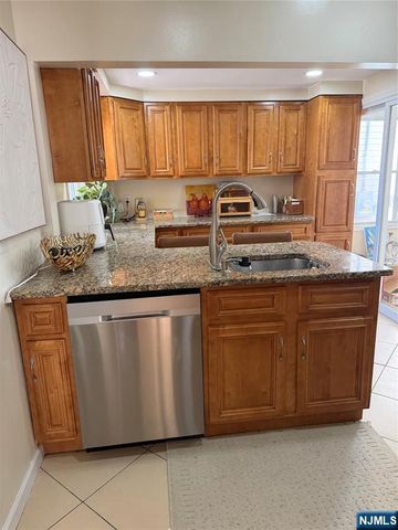 408 Union Street, Carlstadt, NJ 07072