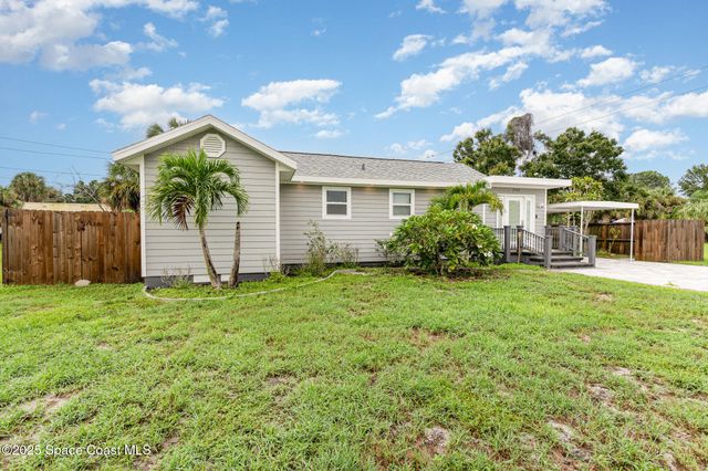 2566 Spence Drive NE, Palm Bay, FL 32905