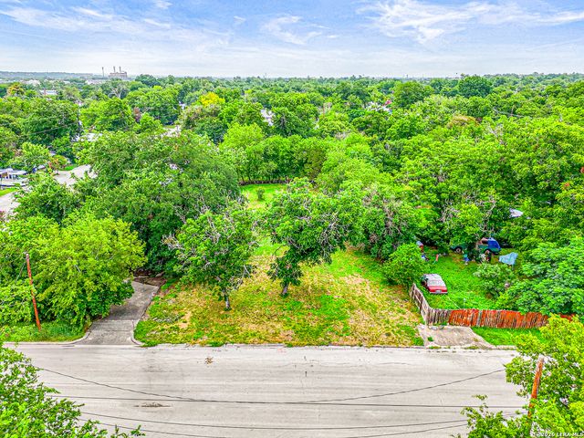 260 N HACKBERRY AVE, New Braunfels, TX 78130