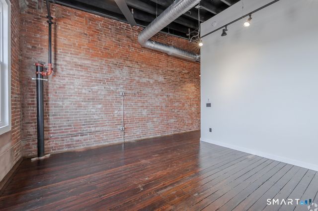 424 Main Street J, Middletown, CT 06457