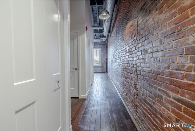 424 Main Street J, Middletown, CT 06457