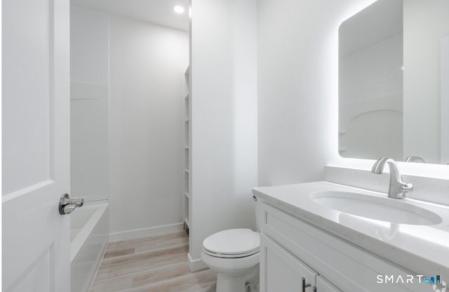 424 Main Street J, Middletown, CT 06457