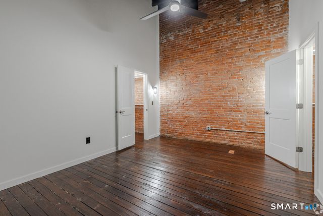 424 Main Street J, Middletown, CT 06457