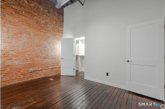 424 Main Street J, Middletown, CT 06457