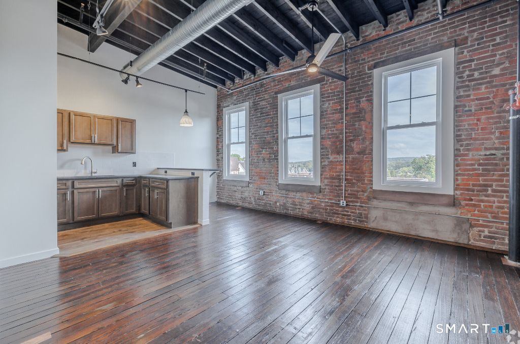 424 Main Street J, Middletown, CT 06457