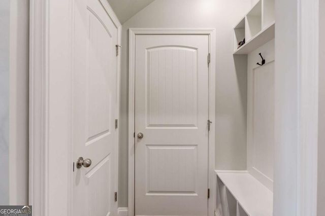 102 Morris Creek Drive, Hoschton, GA 30548