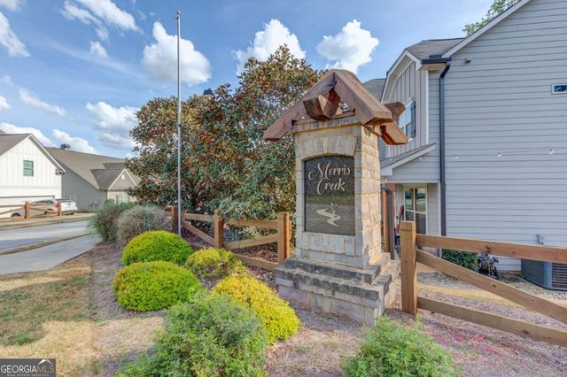 102 Morris Creek Drive, Hoschton, GA 30548