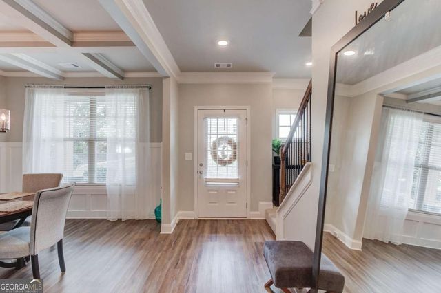 102 Morris Creek Drive, Hoschton, GA 30548