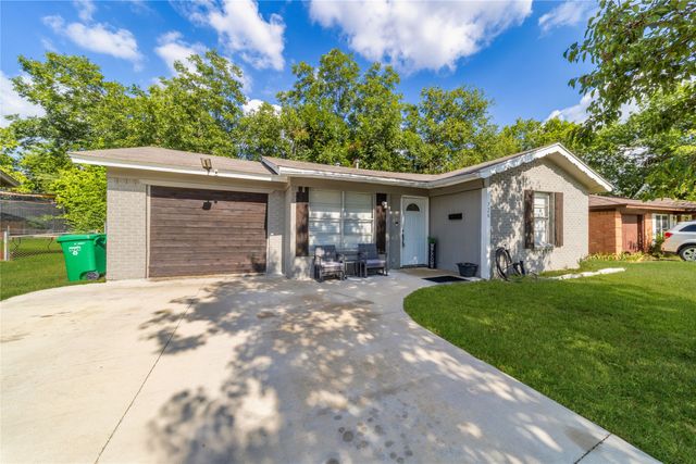 726 Royal Crest, Mesquite, TX 75149