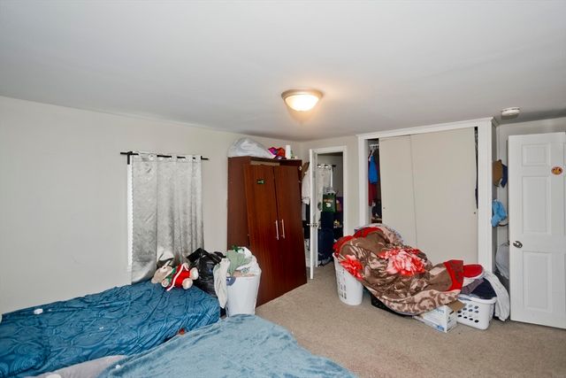174 Abbott St, Springfield, MA 01118