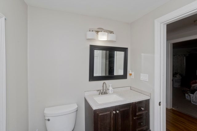 174 Abbott St, Springfield, MA 01118