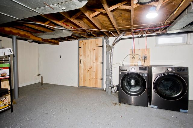 174 Abbott St, Springfield, MA 01118