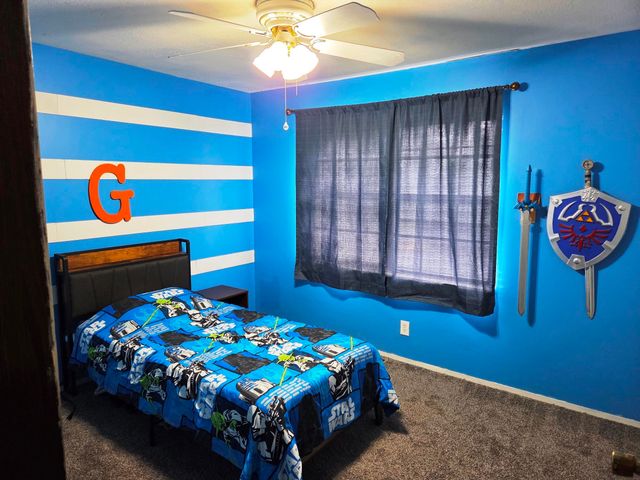 916 W 10th, Newton, KS 67114