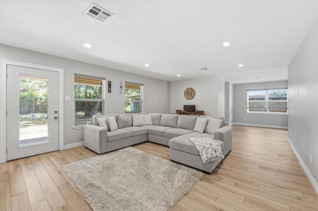 311 Shadow Creek Drive, El Lago, TX 77586