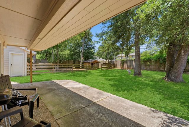 311 Shadow Creek Drive, El Lago, TX 77586