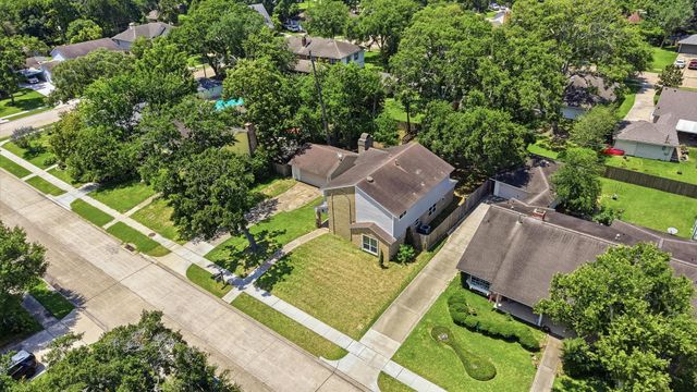 311 Shadow Creek Drive, El Lago, TX 77586