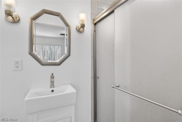 13814 Fox Hills Drive, Novelty, OH 44072